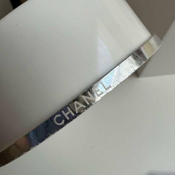 Chanel No 19 Luxury Bath Powder Vintage Round Container Rare Discontinued - Picture 6 of 14